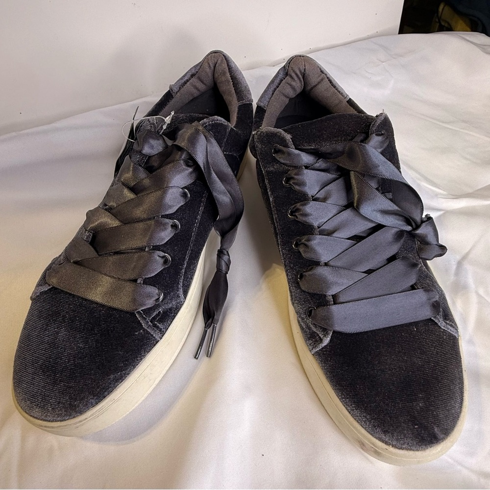 Big Buddha Men's Slate Blue/Gray Velvet Sneakers with Satin Ribbon Laces - Picture 4 of 6